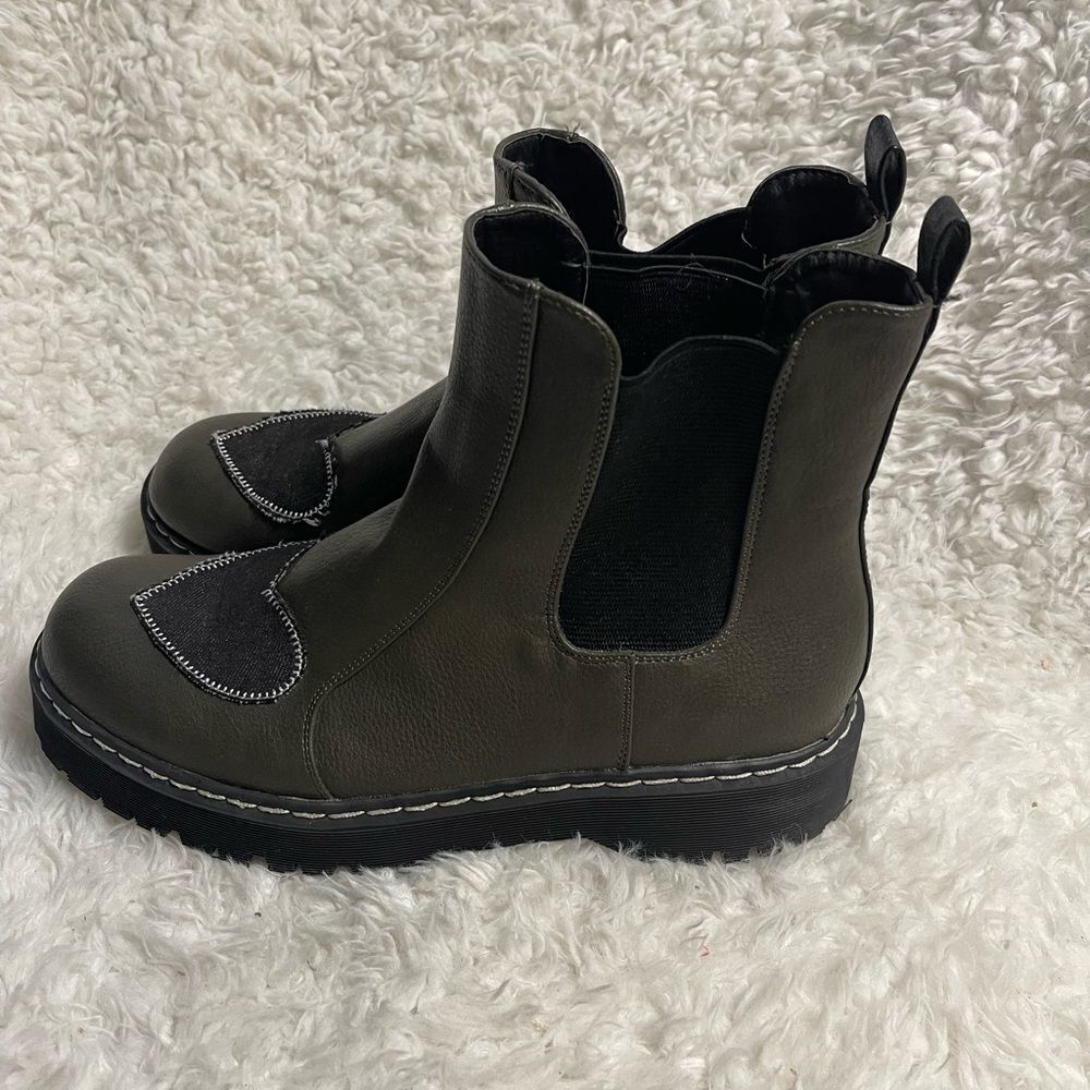 Sincerely Jules Pull On Boots dark gray Faux leather fabric patchwork SZ10 - Picture 5 of 10